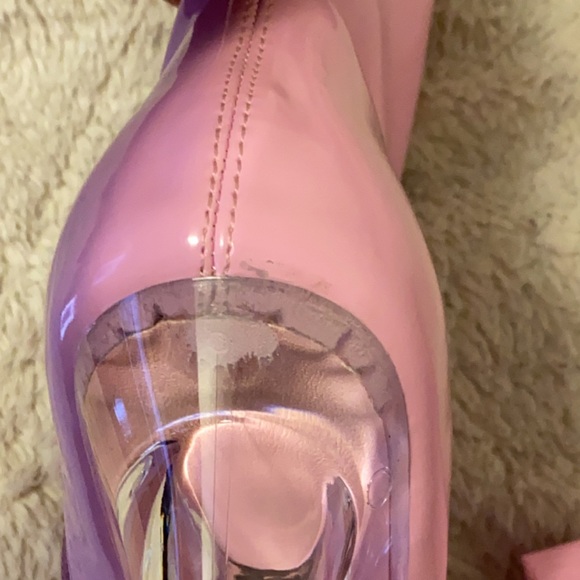 Akira AZALEA WANG ON THE CLOCK STILETTO BOOTIE IN PINK PATENT - Picture 8 of 9